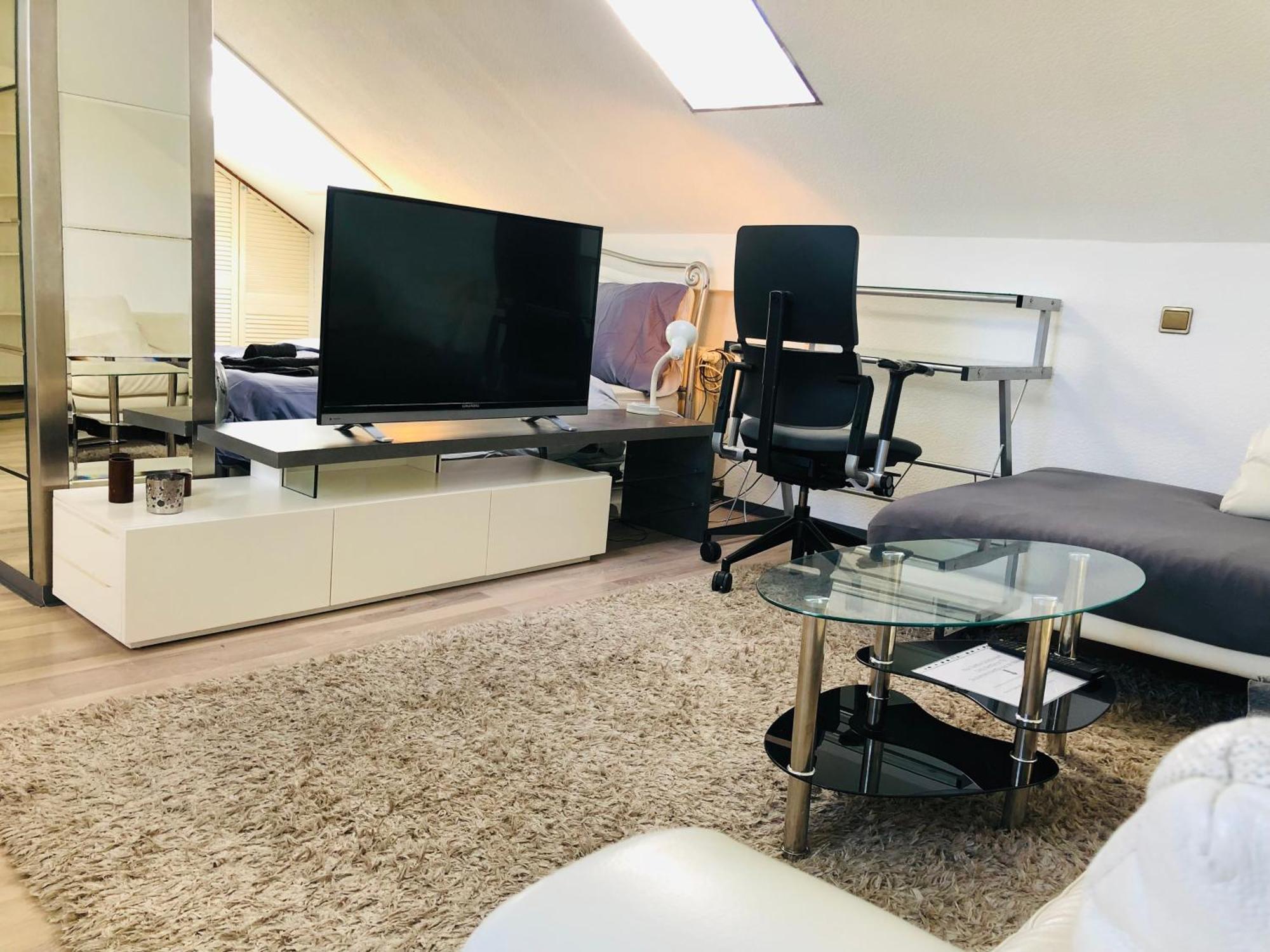 Caleva'S Bnb Pforzheim Eksteriør bilde